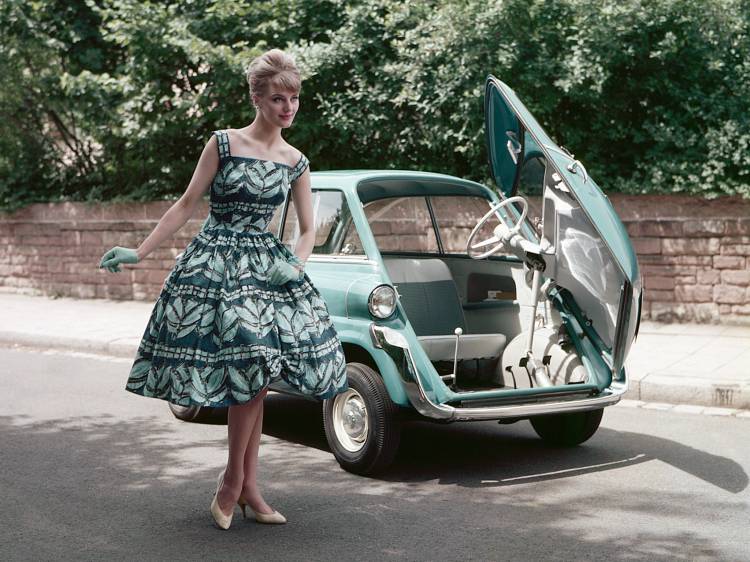 девушка, авто, bmw 600, ретро, 50-60-е, стиль   - Широкоформатные фотографии