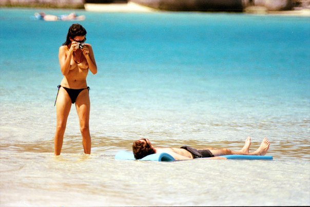 Penelope Cruz - Topless At A Beach In Virgin Island