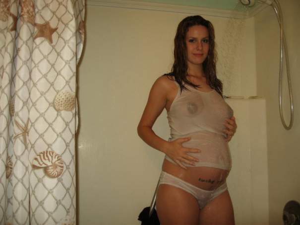 Откровенные снимки беременных дам