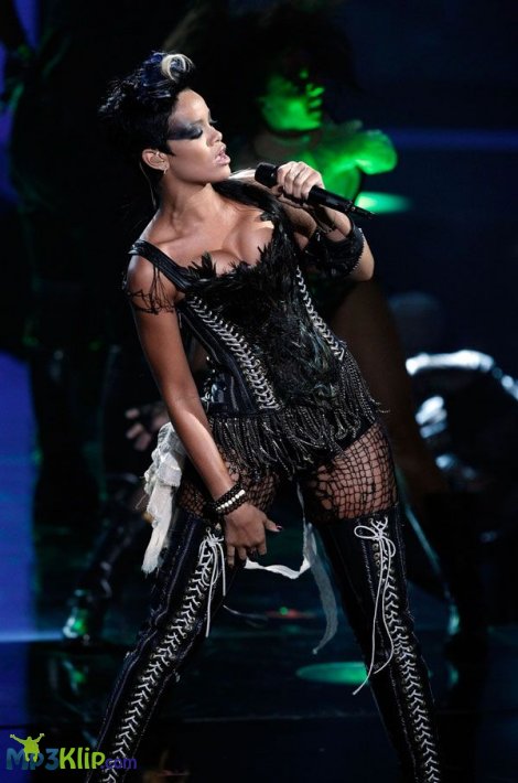 Rihanna на MTV
