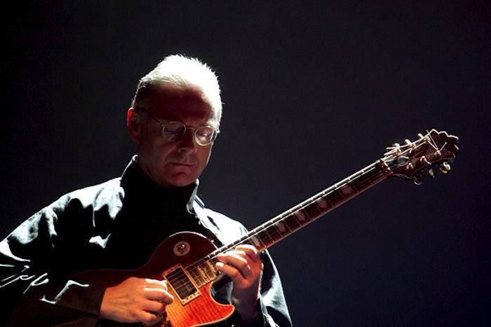 Роберт Фрипп снова возродил группу King Crimson