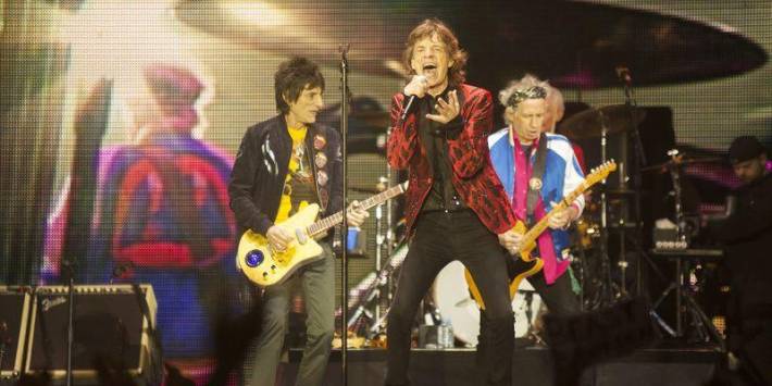 Rolling Stones возобновили свой тур, который прервался после смерти подруги Джаггера