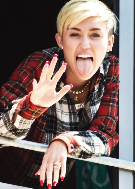 Новые фотки Miley Cyrus