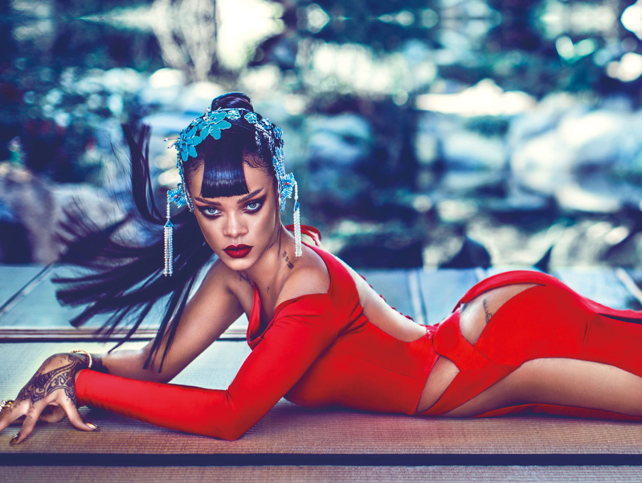Рианна (Rihanna) для журнала Harper’s Bazaar China.
