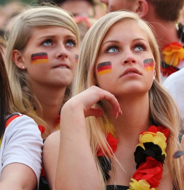Немецкие фанатки ЕВРО-2012