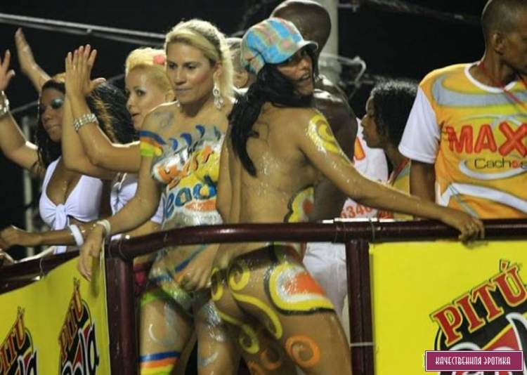 Самые откровенные наряды бразильского карнавала