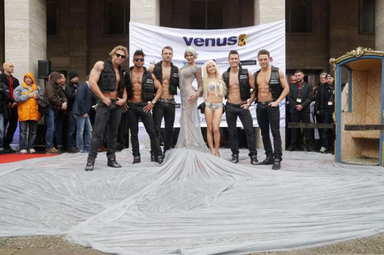 Крупнейшая ярмарка эротики Venus-2015 проходит в Берлине