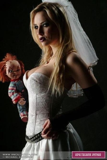 Сексуальная невеста и кукла Чаки
