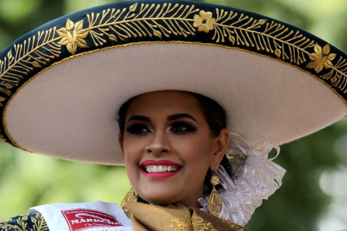 Мексиканская наружность красивые женщины на фото