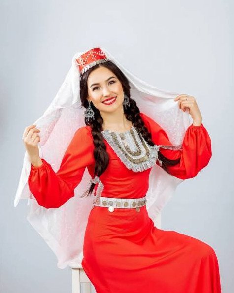 Величавые монгольские красивые женщины на фото